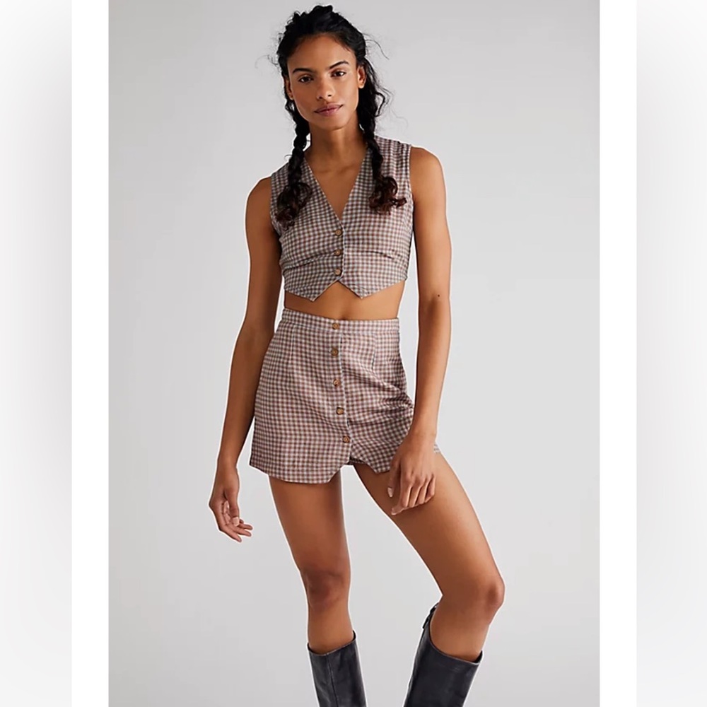 NWT! Free People Skort and Vest matching set. Gingham. Size 10
